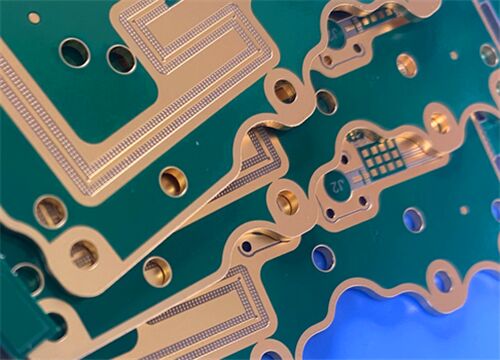 4層ハイブリッド RF PCB ロジャース RO3210 基板 銀金塗装