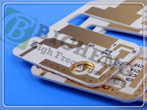 4-layer RO3203 PCB 0.6mm Immersion Gold Finished