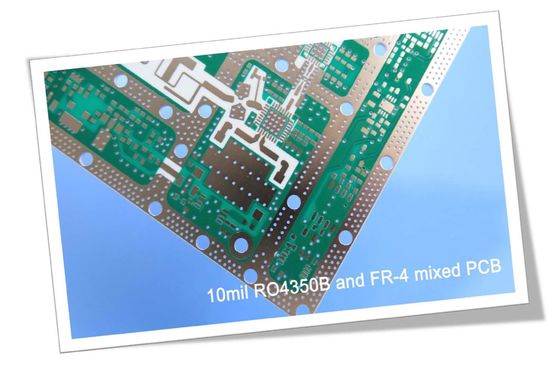 4つの層ロジャース10mil RO4350BおよびFR-4で造られる雑種PCB板
