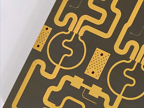 TLY-5 RF PCB 10mil 2層 イマージョン金めっき仕上げ